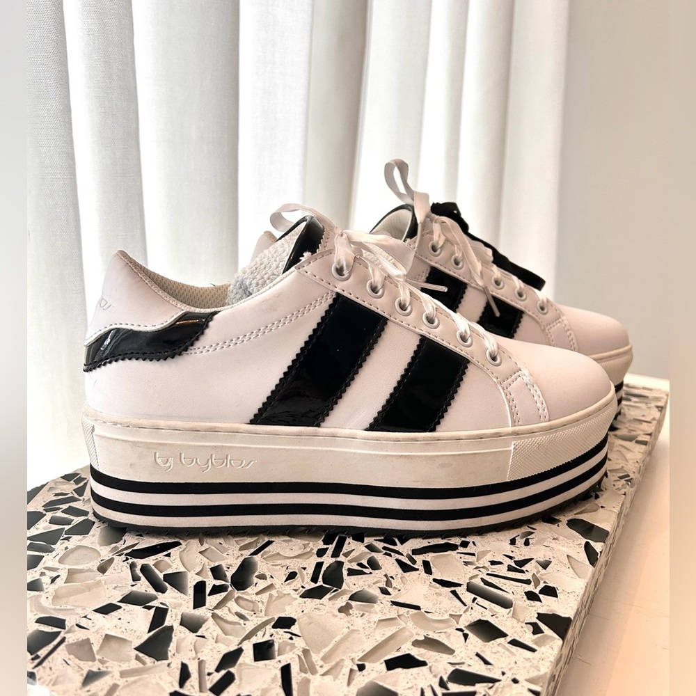Byblos Women's Black and White Striped Platform Sneakers